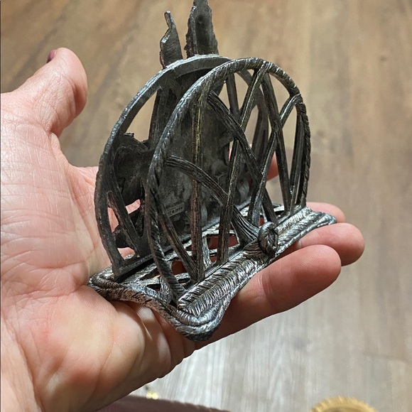 Vintage Metzke pewter sculpture napkin holder - Picture 3 of 3